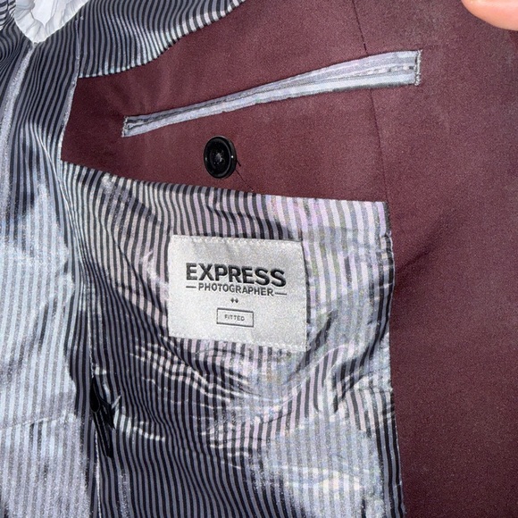 Men's Burgundy Blazer - Classic Two-Button Coat - Picture 6 of 6